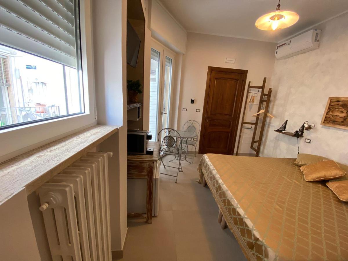 La Fontanella Bed & Breakfast เลชเช ภายนอก รูปภาพ